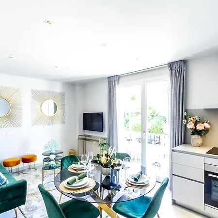 Banus - Bird Of Paradise Playas Del Duque Banus * Марбелья