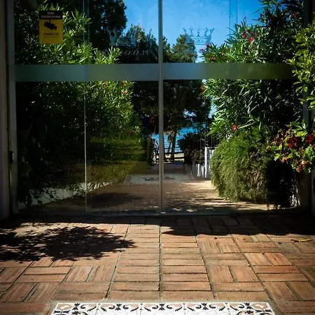 Banus - Bird Of Paradise Playas Del Duque Banus *